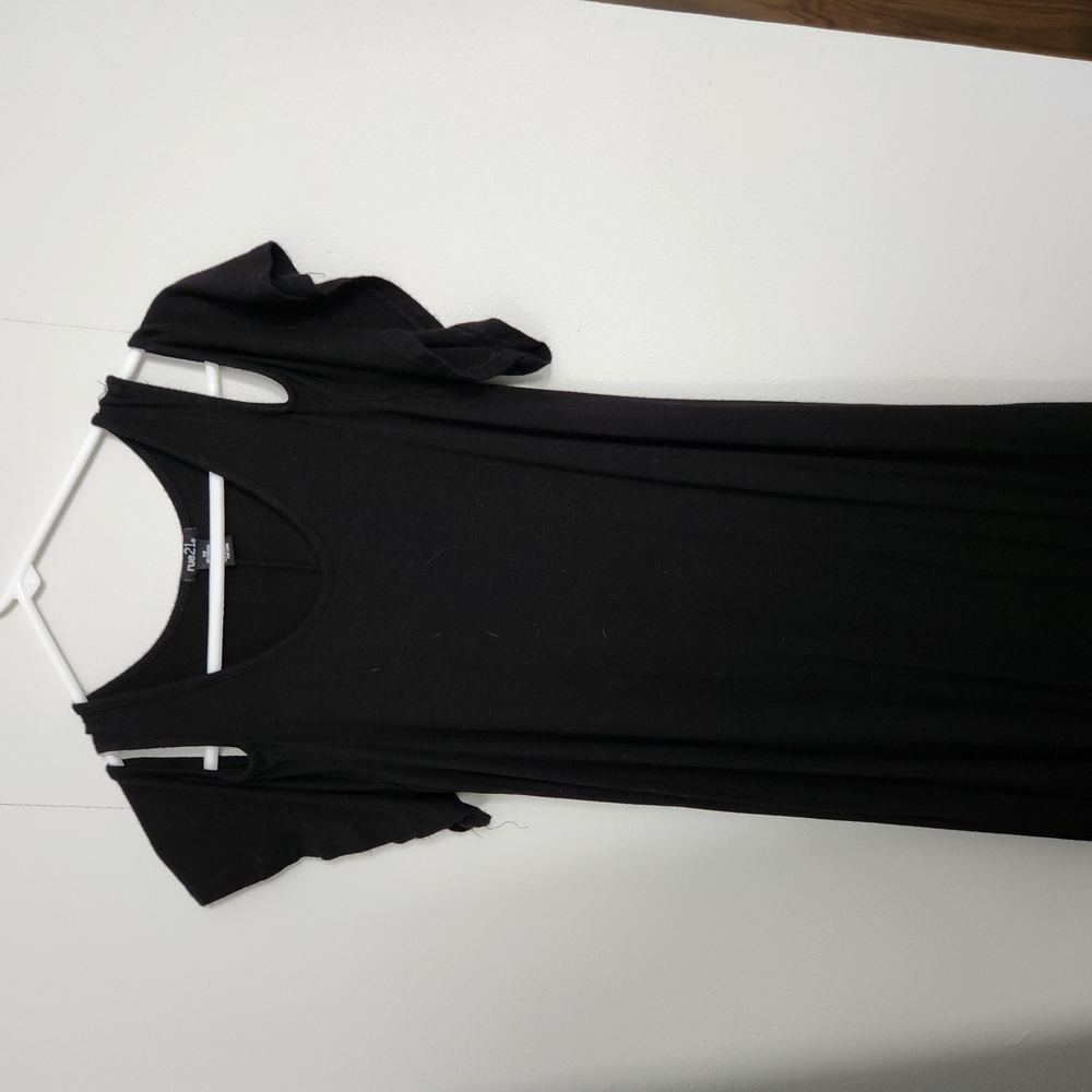Elegant Black Dress